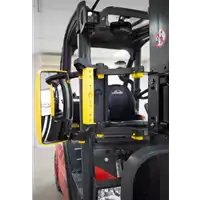 Specchi per Carico GenieGrips® per Carrelli Elevatori – Massima Sicurezza e Visibilità
